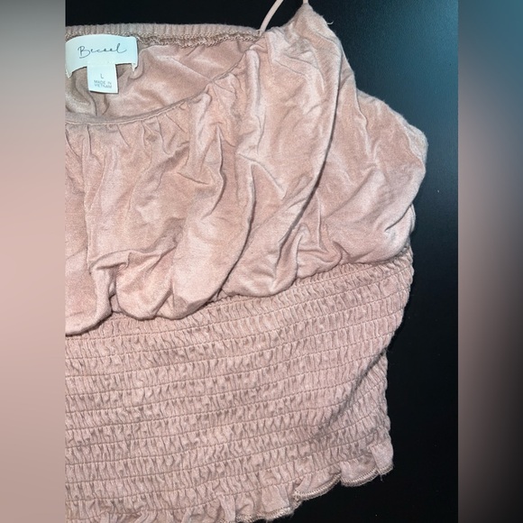 Becool Smocked Cropped Tank Top Size Large GUC - Picture 2 of 7